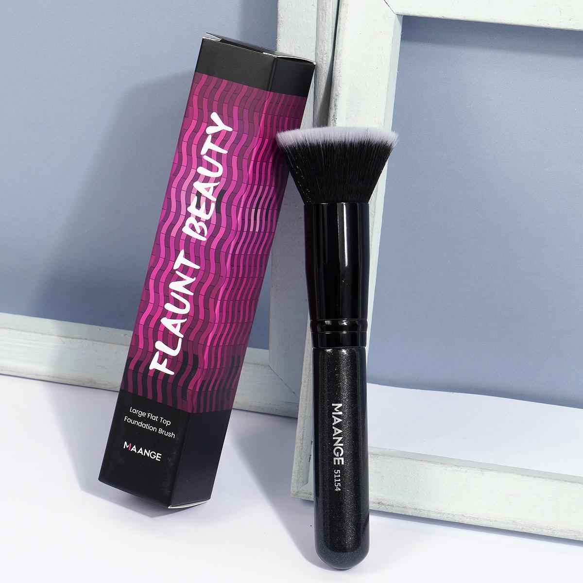 Single Foundation Brush-Black Handle Black Tube