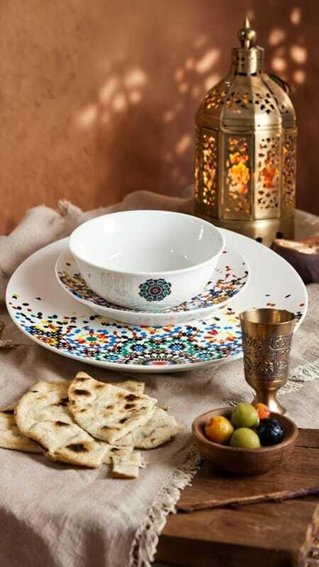 Service de Table 18 Pieces en Porcelaine Fine - Élégance et Raffinement - Céramique Détail Artisanal - Blanc et Couleur - Durable-compatible Lave Vaisselle -idée Cadeau