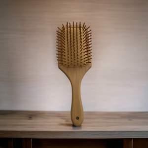 Brosse en Bois Mega