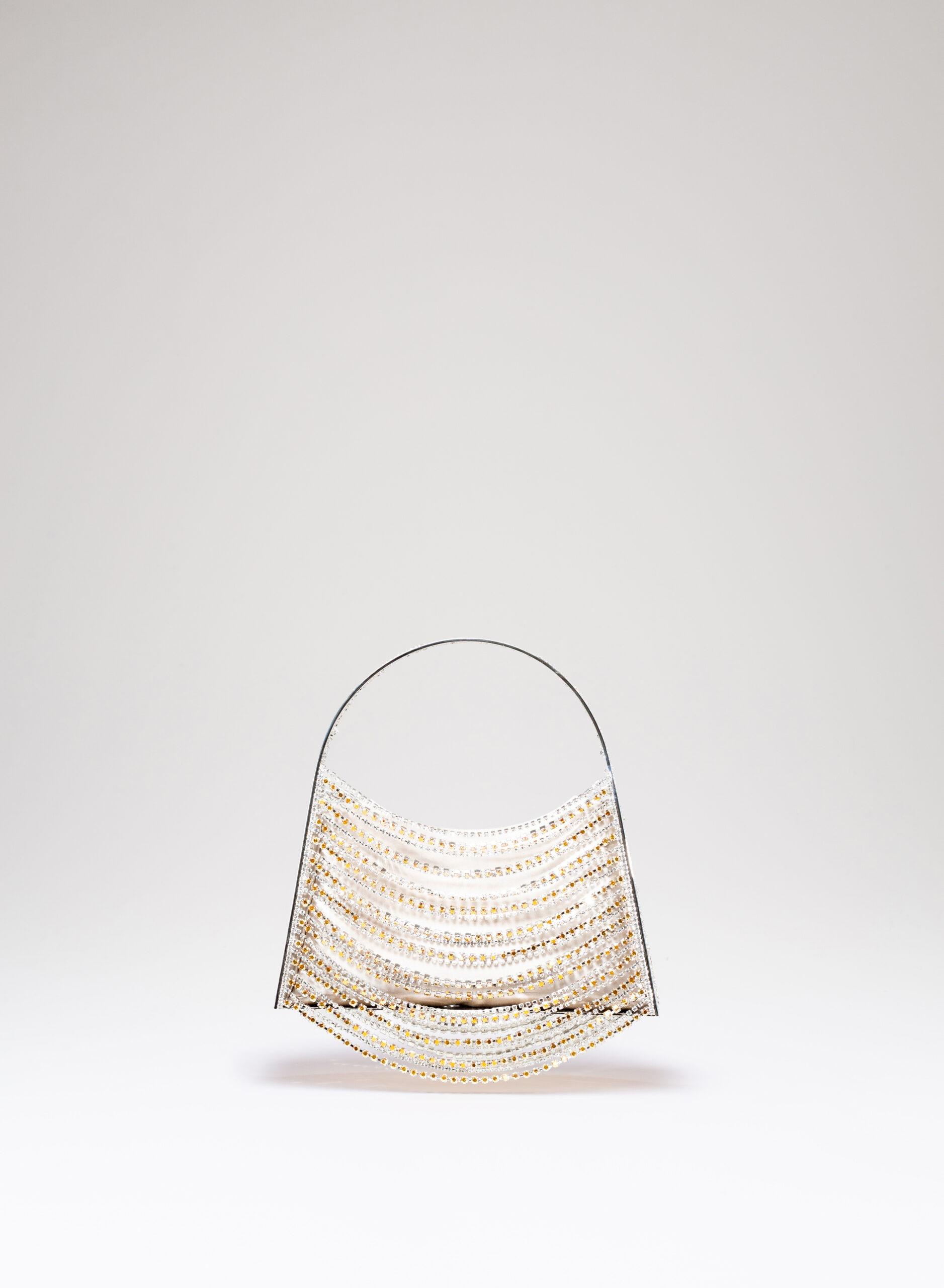 LUCIA IN THE SKY – Gli Amanti In Grigio