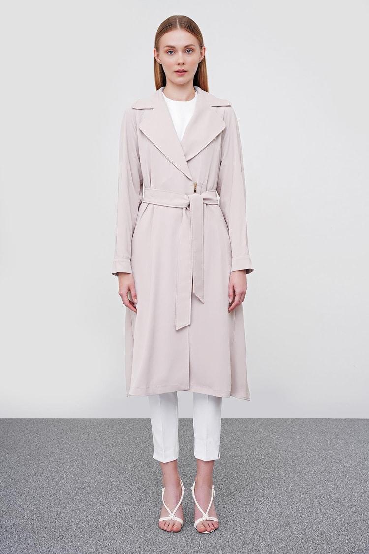 Robe Beige à Double Boutonnage et Ceinture