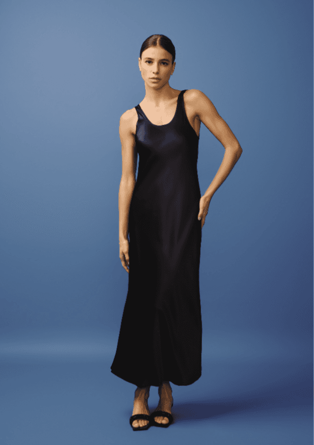 ROBE EN SOIE BlEU MARINE 